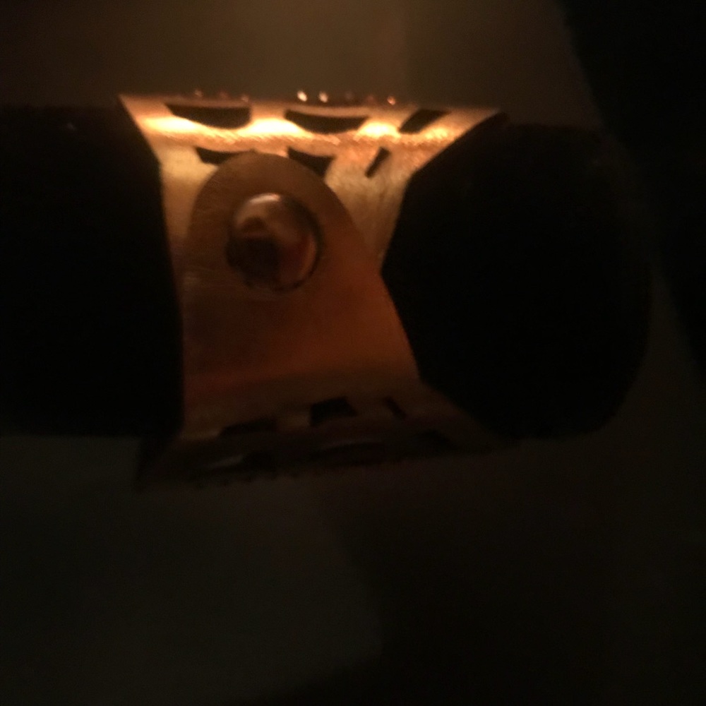 spider cuff 🕷 - Picture 3 of 3